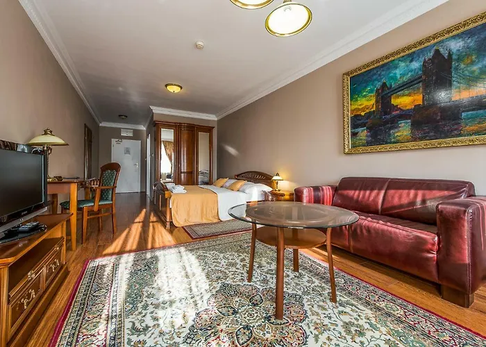 Отель Boutique Carpe Diem Прешов